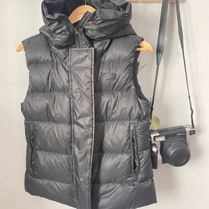 Nike women’s down hooded puffy vest. Small